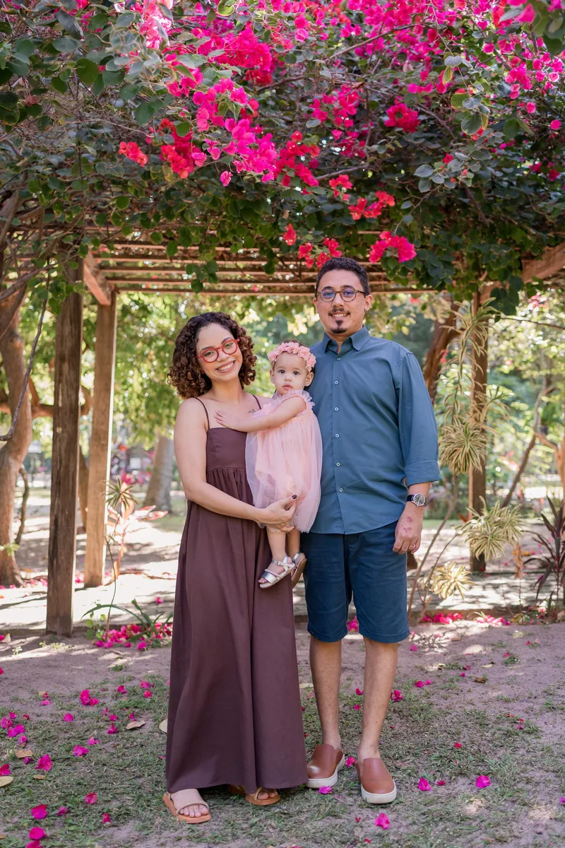 Igor Paz com a esposa Brenda e a filha Luiza, no Parque Adailton Barreto
